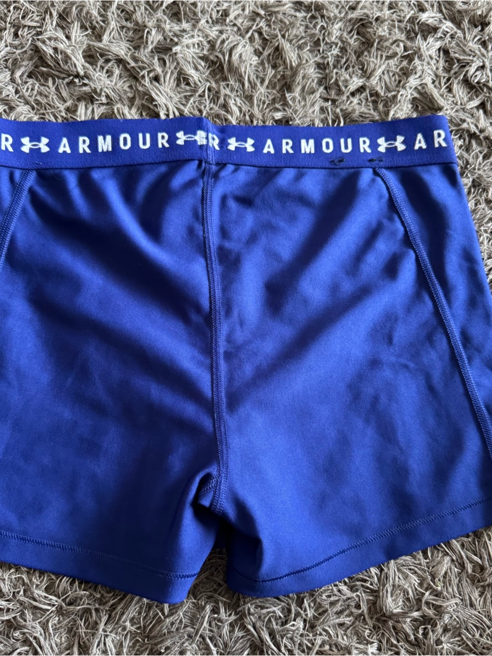 Under Armour trainning Shorts - Picture 2 of 2